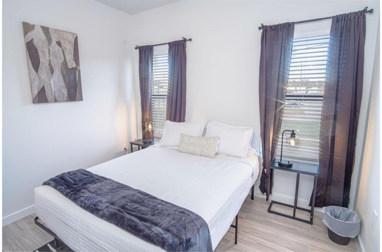 Spectacular 3 Bedroom Plus 2 And A Half Ba Apt Near Downtown San Antonio Exterior foto
